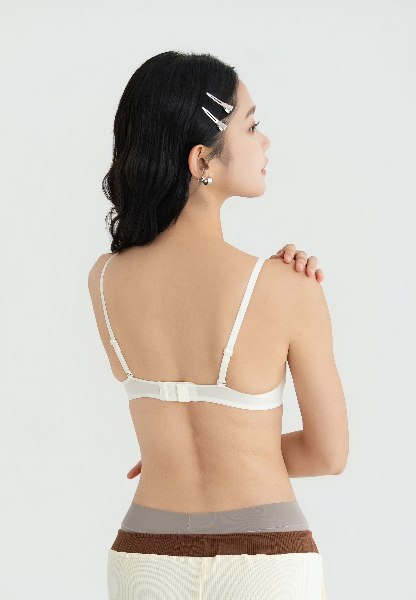 BABY GIRL DEMI BRA milk