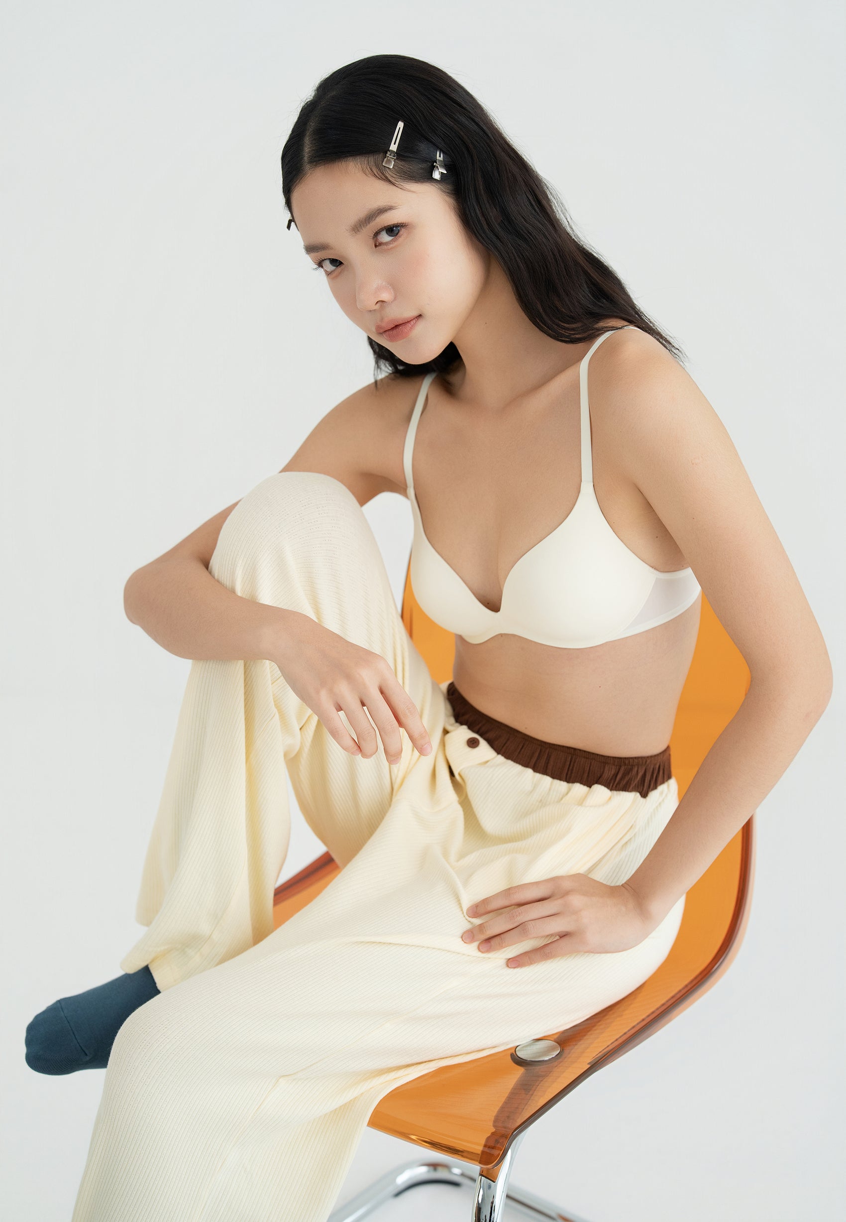 BABY GIRL DEMI BRA milk