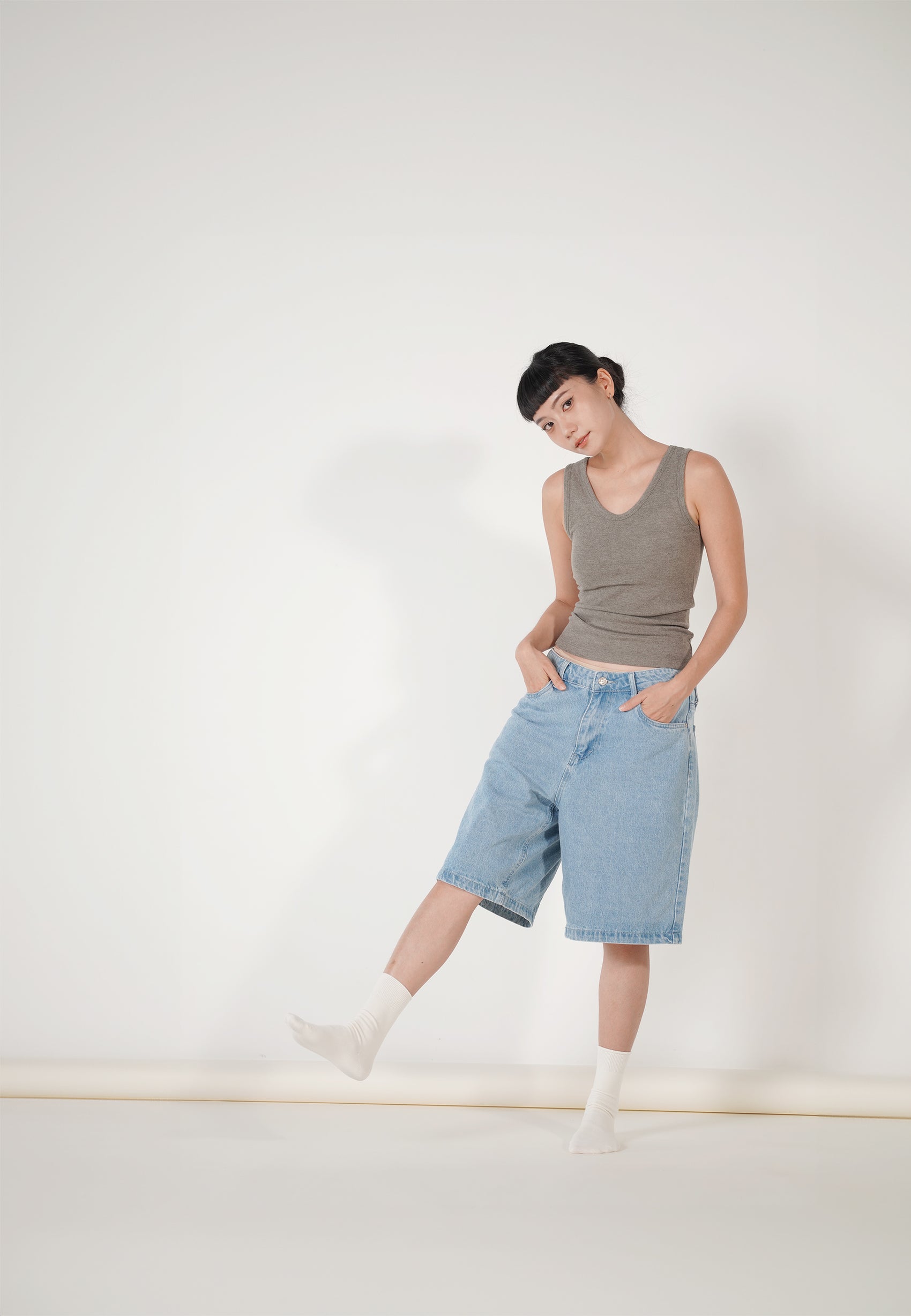 RUBY Padded Tank Top grey