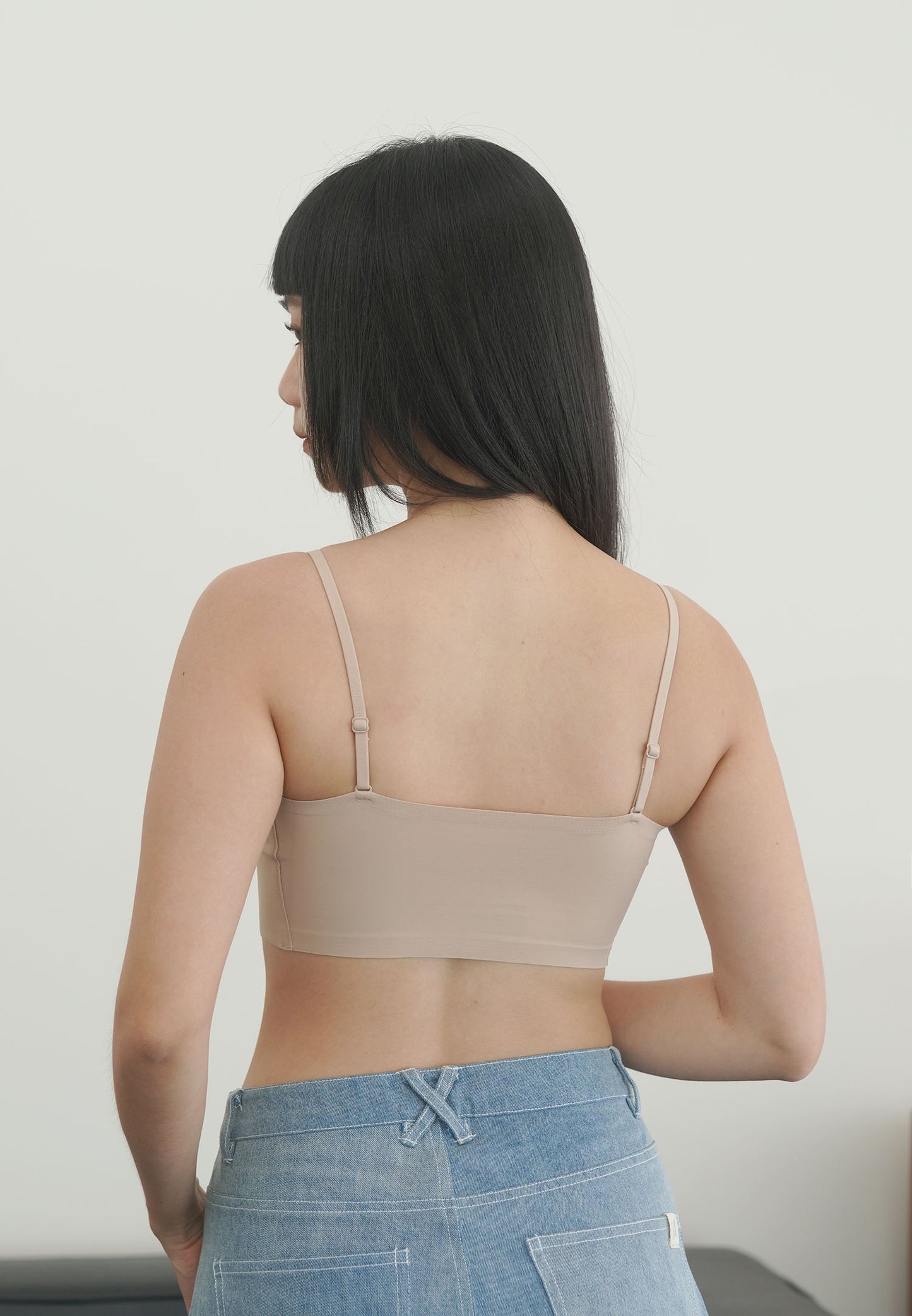 SMOOTHIE SEAMLESS BRA TOP sand (cropped)