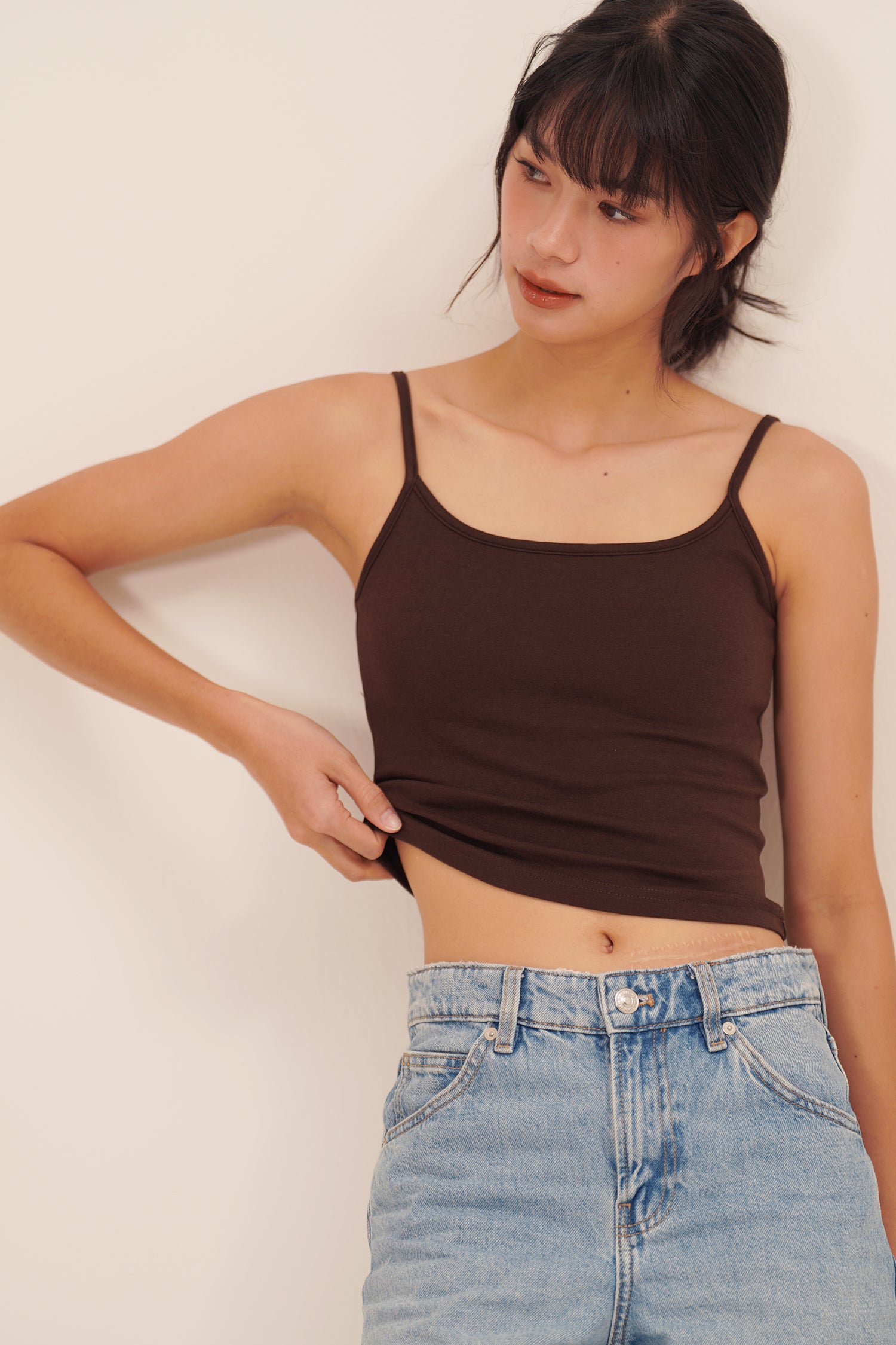 HUG ME STRAP TANK brown