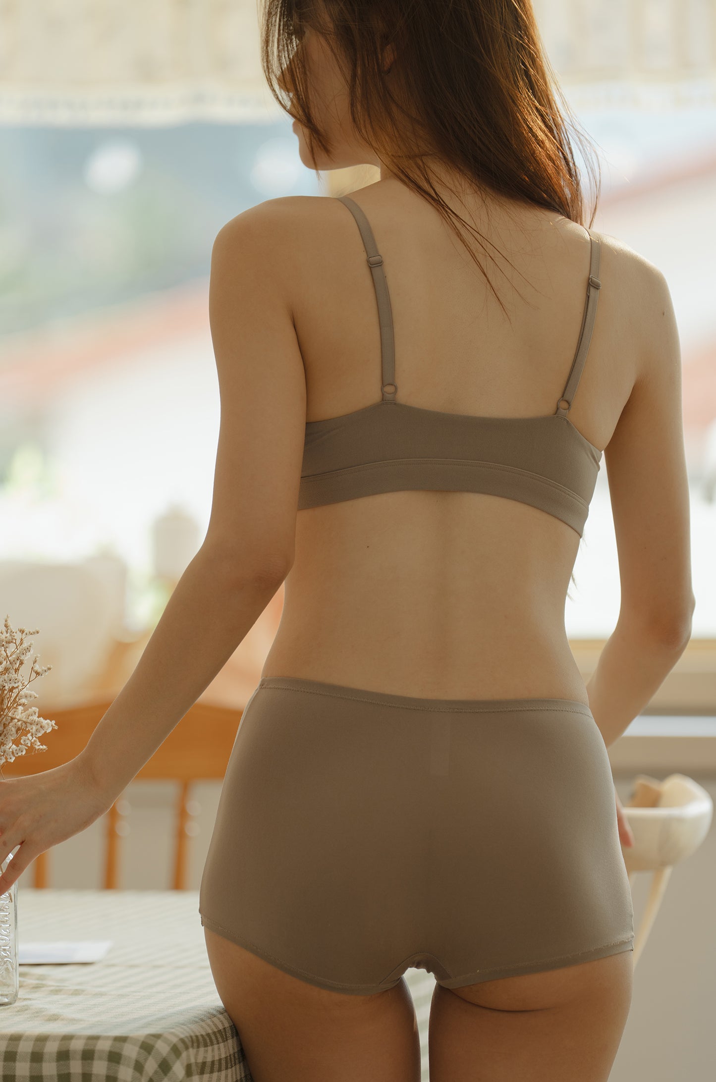 EVERYDAY BRIEF brown