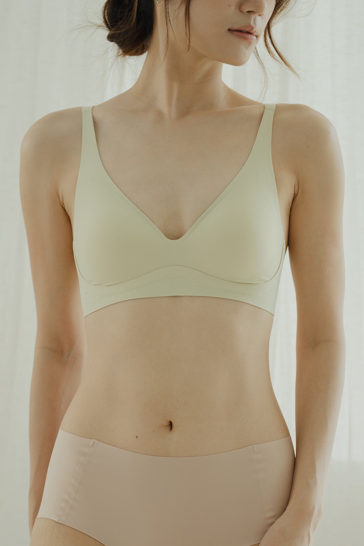 BUTTER BRA 2.0 avocado (pre-order ETA 20/6)