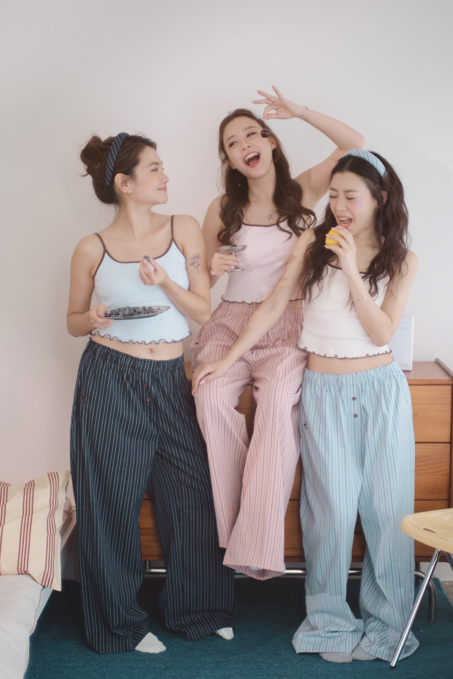 'Slow-down Lounge Pants' pink