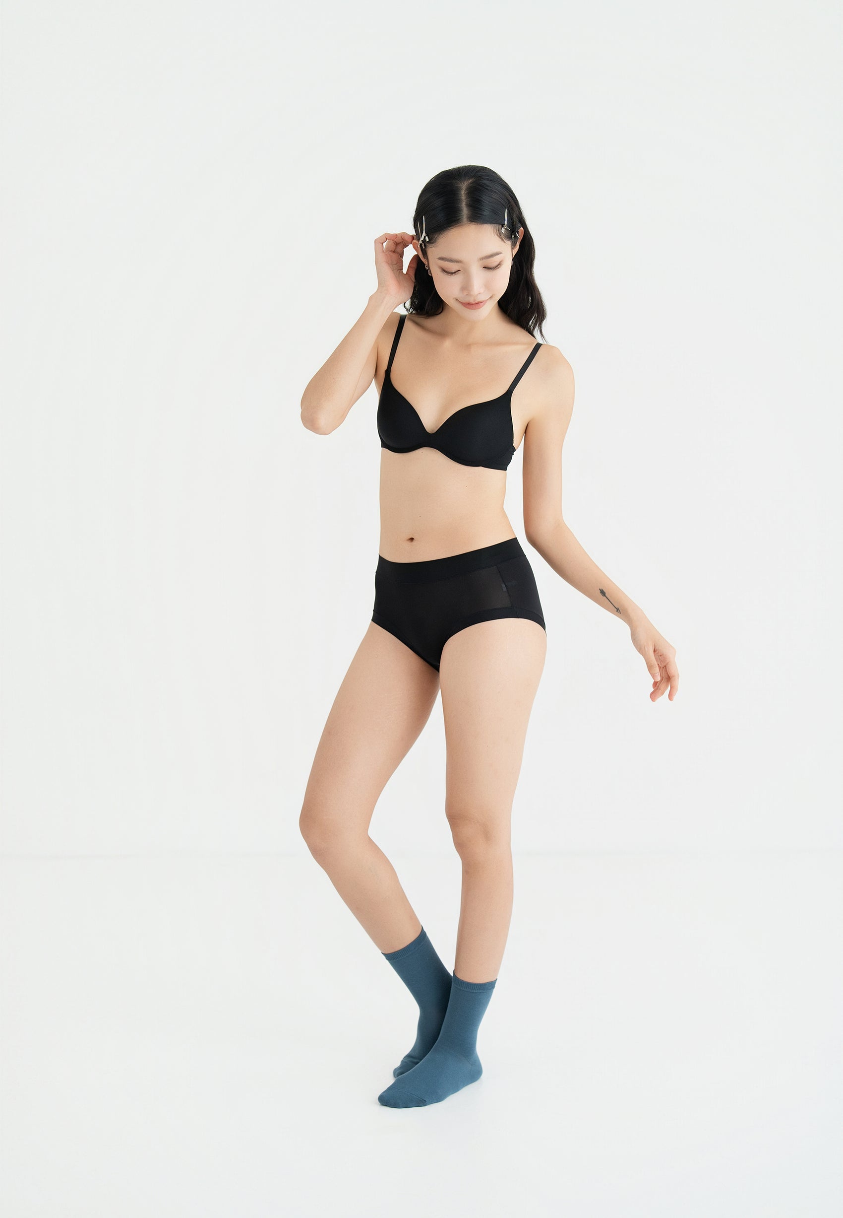 BABY GIRL DEMI BRA black