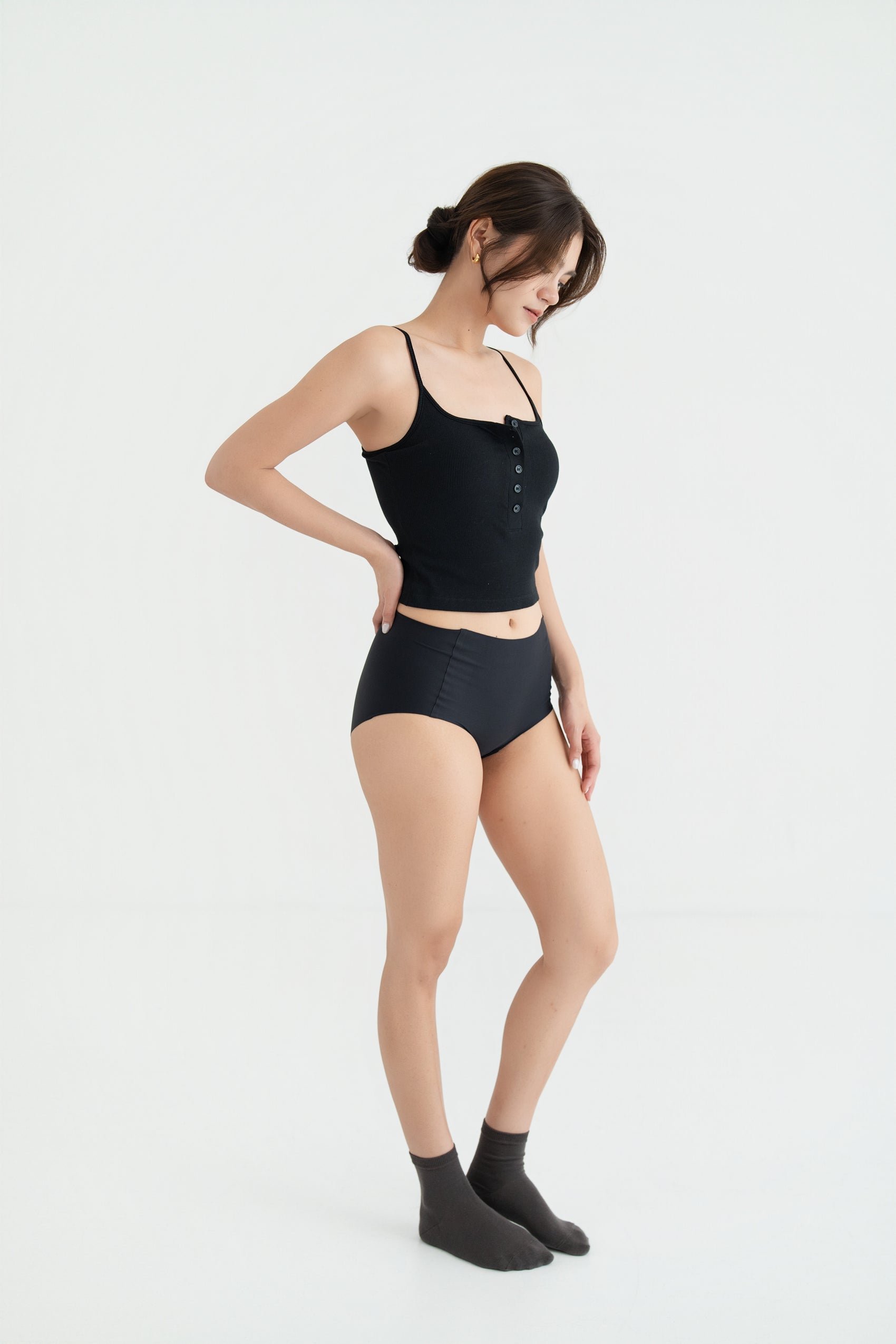 PADDED TANK TOP black