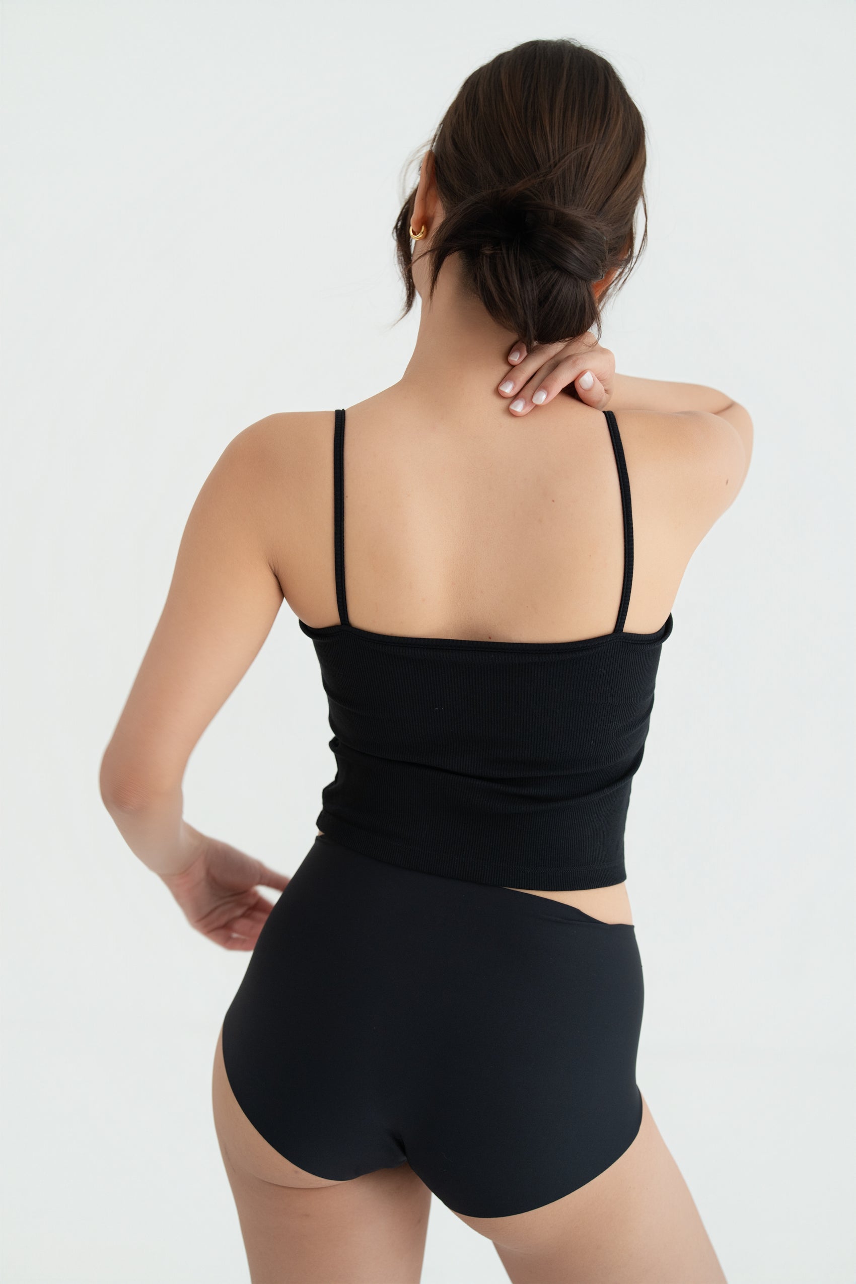 PADDED TANK TOP black