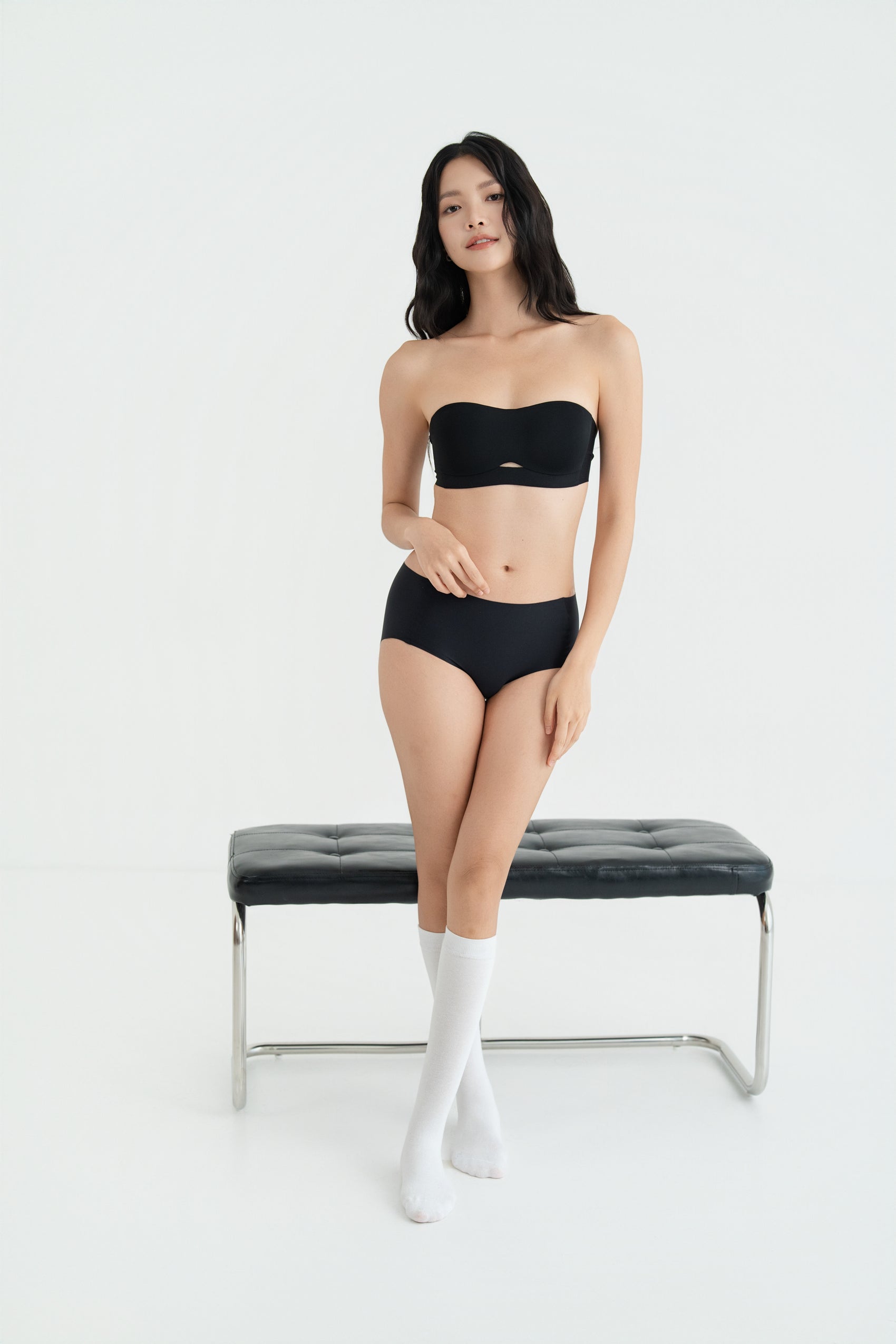 Naked Strapless Bra black