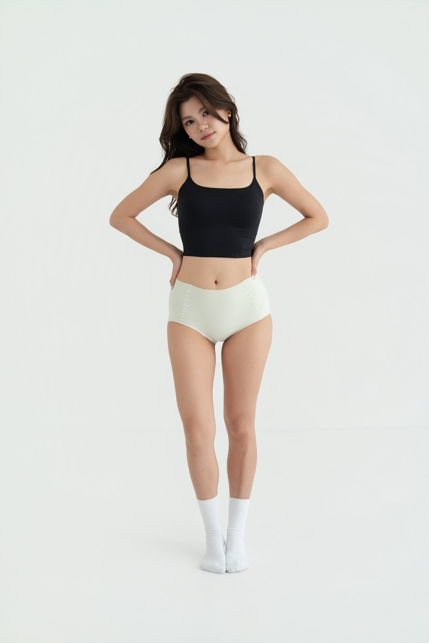 SMOOTHIE SEAMLESS BRA TOP black