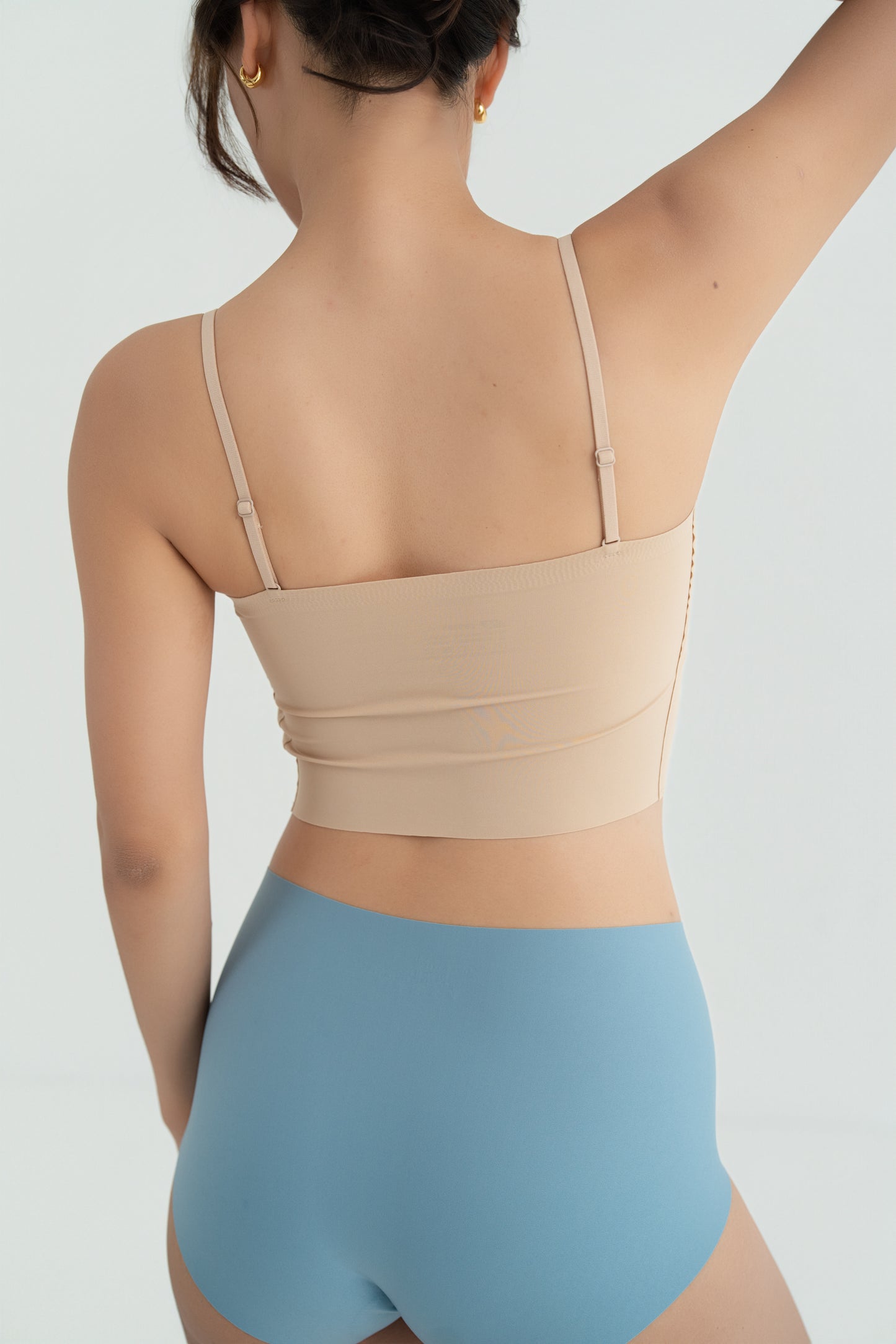 SMOOTHIE SEAMLESS BRA TOP sand