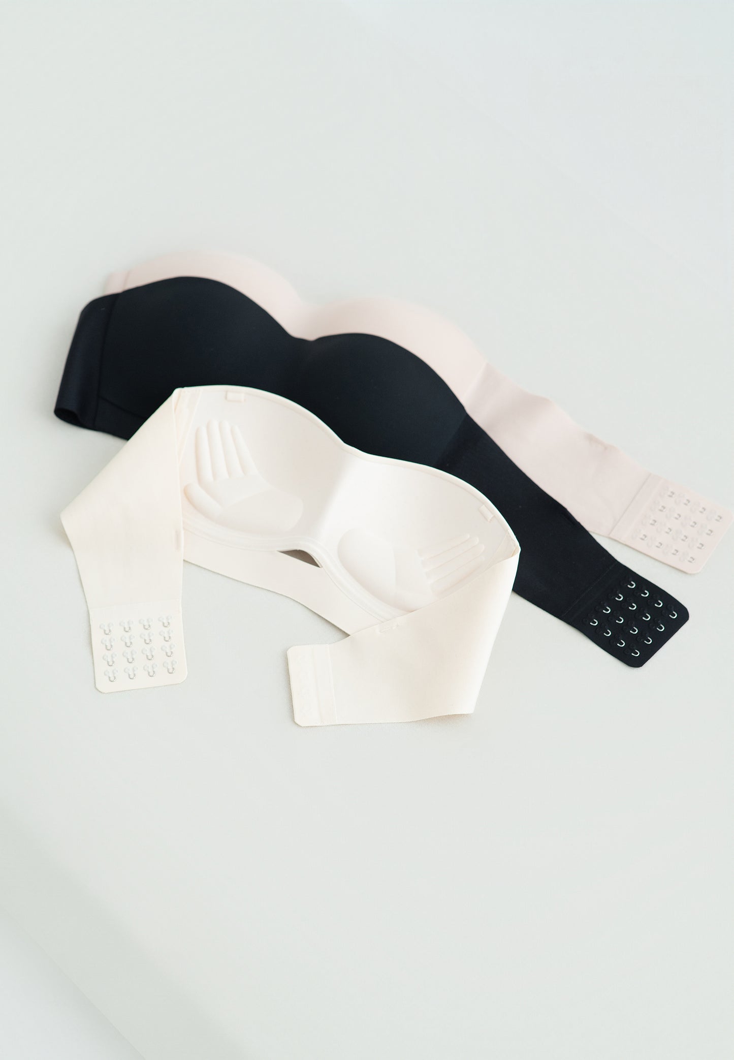 NAKED STRAPLESS BRA black