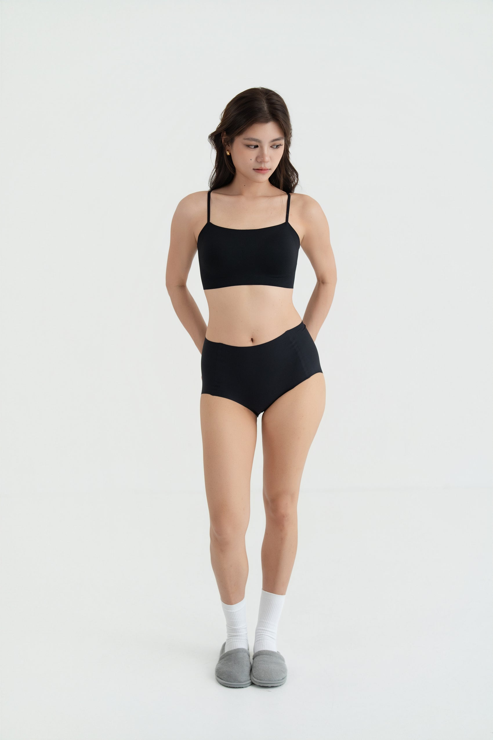 SMOOTHIE SEAMLESS BRA TOP black (cropped)